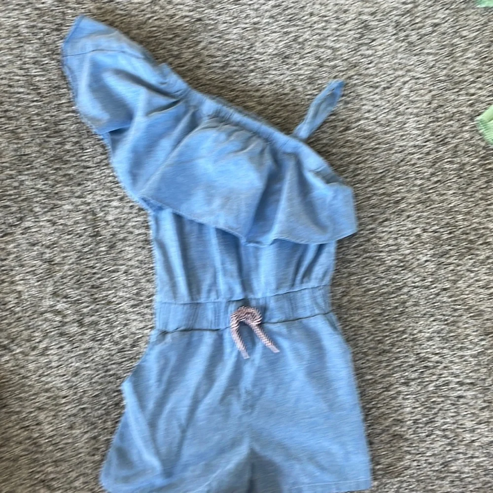 Romper - Picture 1 of 2